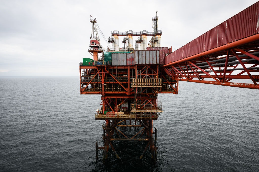 Europe’s Energy Suicide: The EU Admits the World Runs on Fossil Fuels — While Deliberately Destroying Its Own